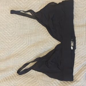 Parade bra (unlined with mesh) size L black